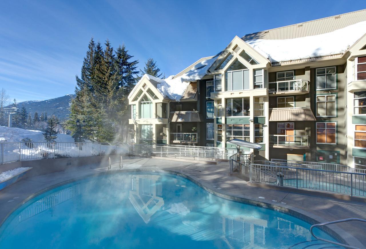 The Woodrun Lodge By Whiski Jack Whistler Exterior photo